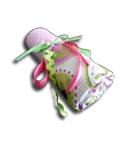 Couverture Plaid Bébé Personnalisé Rose - Motif Bestioles du Jardin