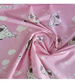 tissu enfant aux jolis motifs rose