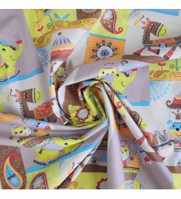 tissu coloré pour chambre d'enfant