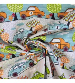 tissu aux motifs voiture de courses pour la réalisation de votre sac enfant