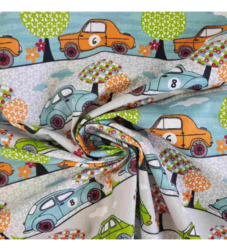 tissu aux motifs voiture de courses pour la réalisation de votre sac enfant