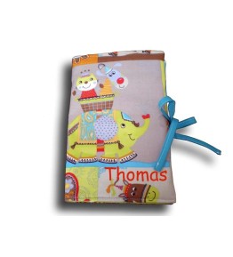 Protège carnet de santé cirque, face brodée