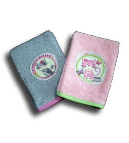 2 gants de toilette enfant motifs Minet